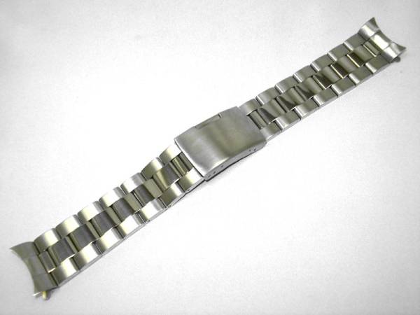 22ミリ・ステンレス・3連ブレス・フラッシュフィット型 - 時計用ベルト、バンド -【garitto】