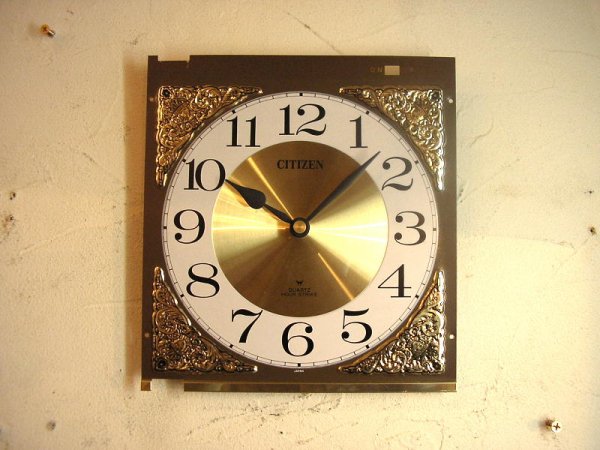 画像1: １９８０年代頃のシチズン・アワー・ストライク・文字盤時計（角型・金色）