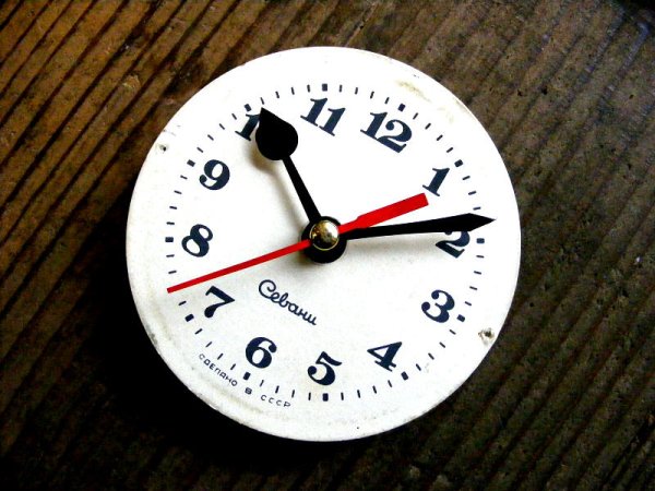 画像3: 1960年代頃・ロシア・Cebaru・アンティーク・クロック・文字盤・掛時計（丸型・白）