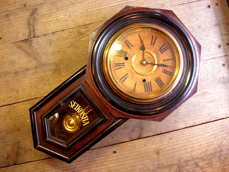 明治頃のセイコー舎・八角時計・焦げ茶（クォーツ改造）が入荷しました。