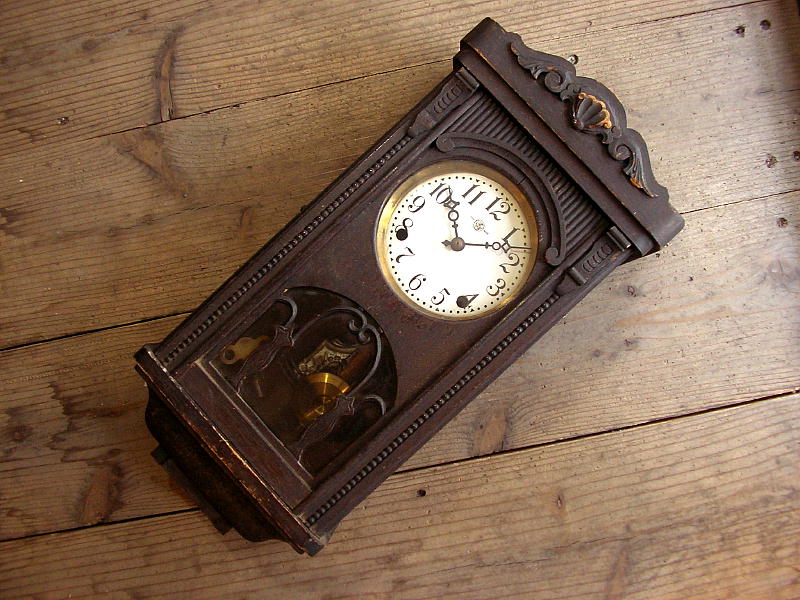 大正頃のアンティーク・クロックの巴鶴印時計製造所・振り子時計（電池式・クォーツ改造）が入荷しました。