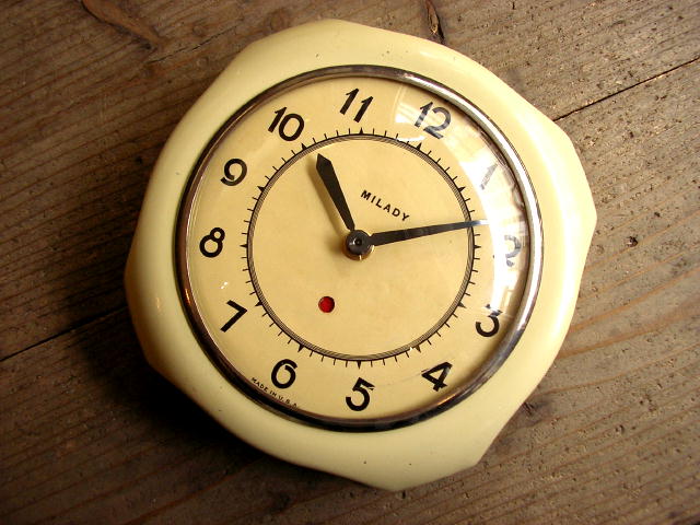アンティーク・掛け時計のMILADY・ミレディ・キッチン・クロック・電気時計が入荷しました。