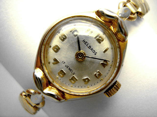 アンティーク時計のヘルブロス・カクテル・ウォッチ・手巻（電池式・クォーツ改造）が仕上がりました。