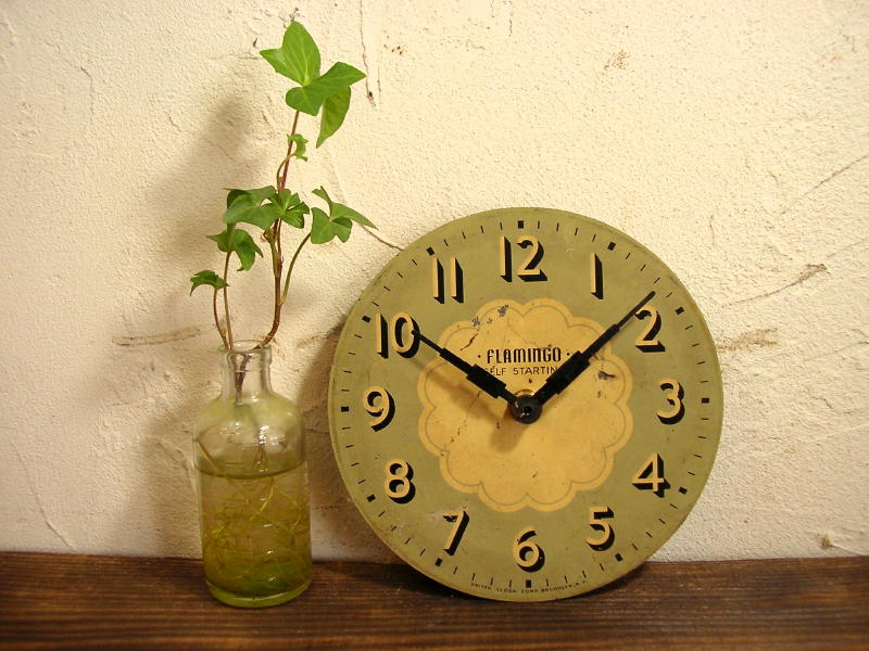 1960年代頃のアンティーク・掛け時計のアメリカ・ユナイテッド・クロック・フラミンゴ・アンティーク・クロックの文字盤の掛時計（丸型）が仕上がりました。
