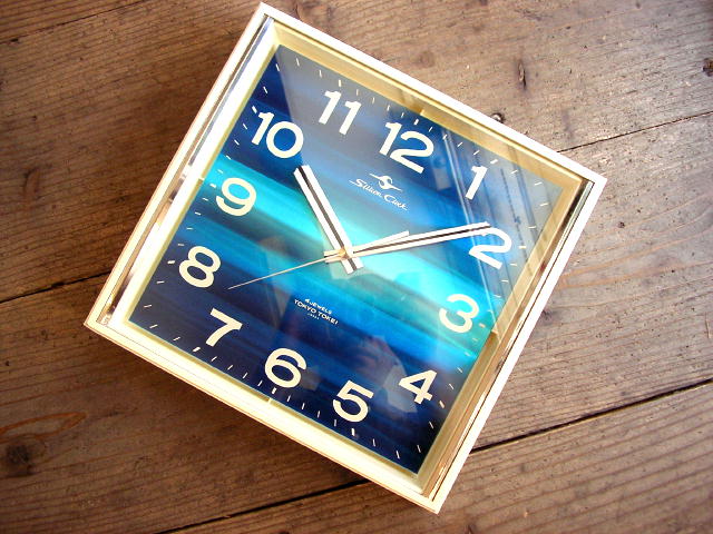 東京時計・シリコン・クロック・セレクター・角型・青グラデーション（電池式・スイープ・クォーツ改造）が仕上がりました。