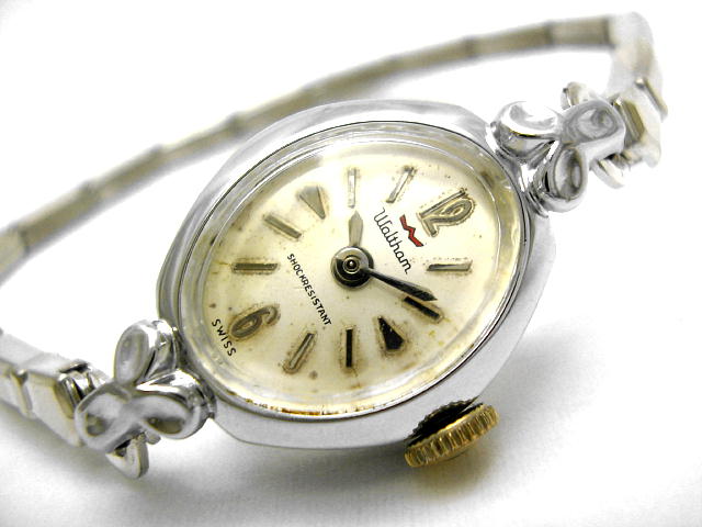 アンティーク腕時計のウォルサム・レディースアンティークウオッチ・手巻・ホワイトゴールド・フィールド・オーバル（電池式・クォーツ改造）が仕上がりました。 