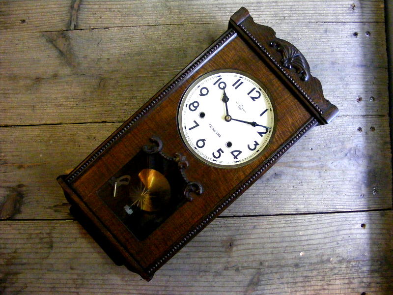 昭和初期頃のアンティーク・クロックの精工舎・振り子時計・小窓付き（電池式・クォーツ改造）が仕上がりました。