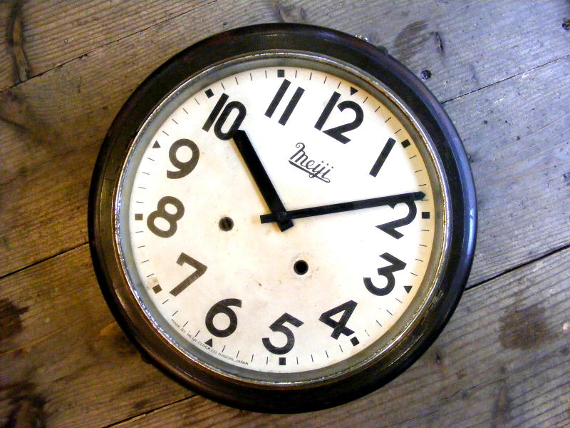 大正頃のアンティーク・クロックの明治時計・丸型・振り子時計・トーマス型（電池式・クォーツ改造）が仕上がりました。