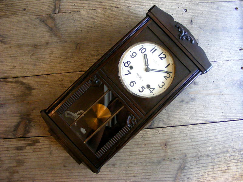 昭和初期頃のアンティーク柱時計の精工舎・振り子時計・横小窓付き（電池式・クォーツ改造）が仕上がりました。