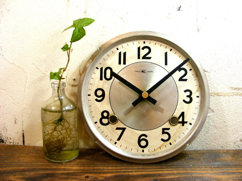 昭和初期頃のアンティーク・クロックのツバメマーク・アンティーク・振り子時計・文字盤・掛時計（電池式・クォーツ）が仕上がりました。