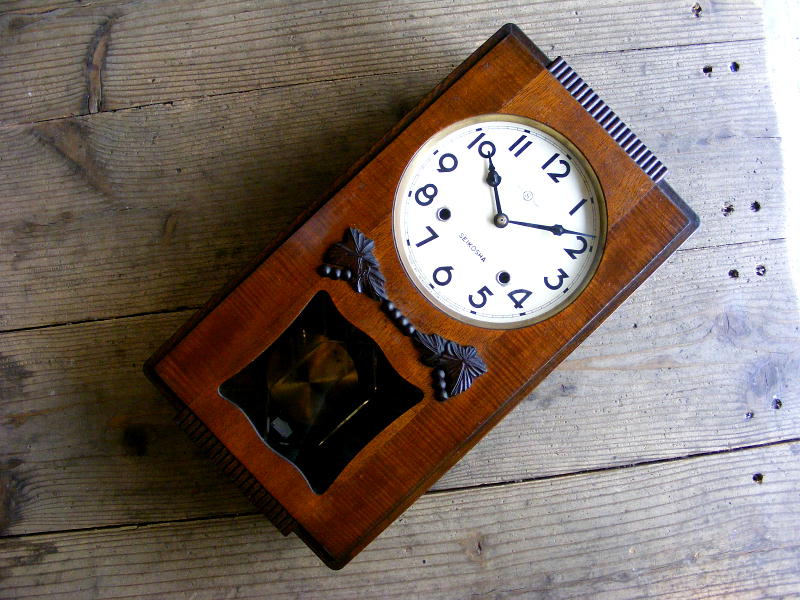 昭和初期頃のアンティーク・クロックの精工舎・振り子時計・NO.1777・角型（電池式・クォーツ改造）が仕上がりました。