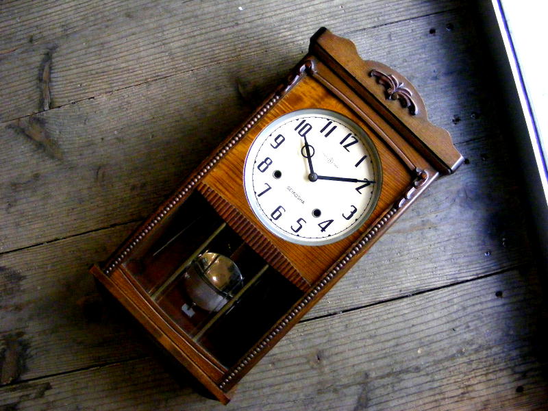 アンティーク・柱時計の昭和初期頃・精工舎・振り子時計（電池式・クォーツ改造）が仕上がりました。