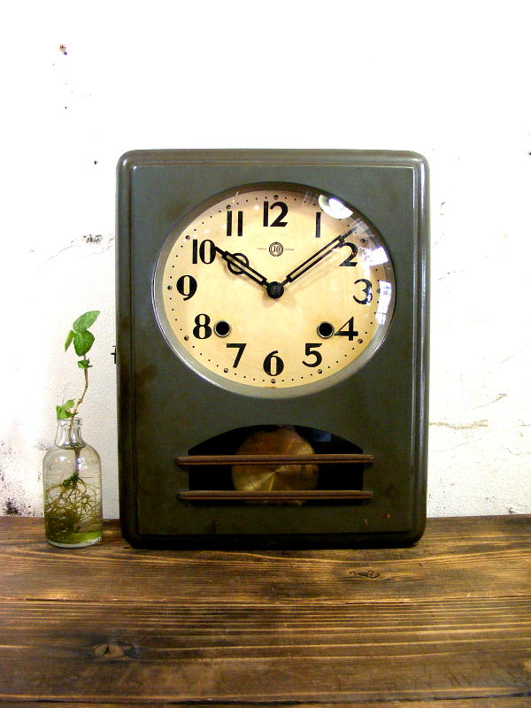 昭和初期頃のアンティーククロックのトレードマーク・JO・振り子時計・小型・カーキ色（電池式・クォーツ改造）が仕上がりました。