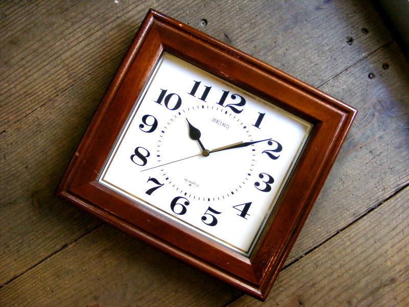 1980年代のアンティーク掛け時計のセイコー・クォーツ・クロック・QA265B・角型・木枠（電池式・クォーツ）が仕上がりました。