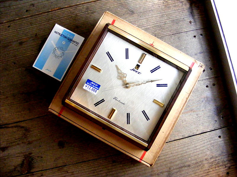 1970年代のアンティーク掛時計のJeco・ジェコー・エレクトロニック・高精度音叉さ時計・モンテス・11063・箱付・デッドストック（電池式・スイープ・クォーツ改造）が仕上がりました。
