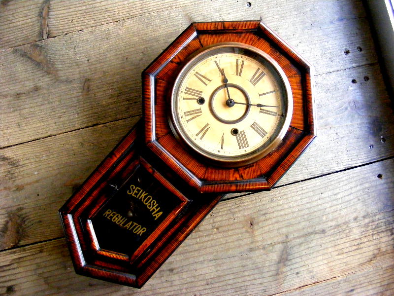 大正頃のアンティーク柱時計の精工舎・八角型・振り子時計（電池式・クォーツ改造）が仕上がりました。
