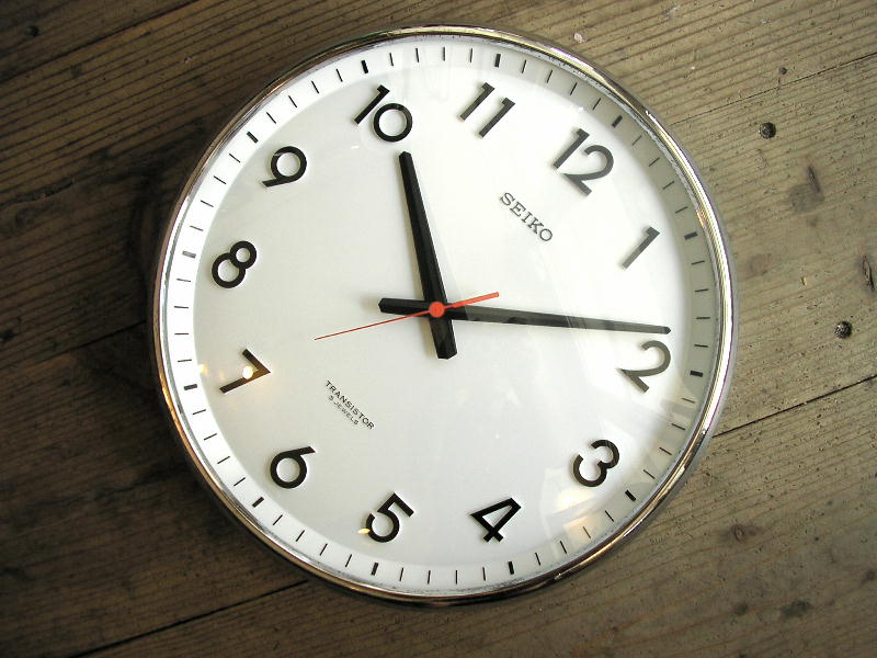 昔のセイコー・トランジスター学校用掛時計（教室用）３６cmが入荷しました。