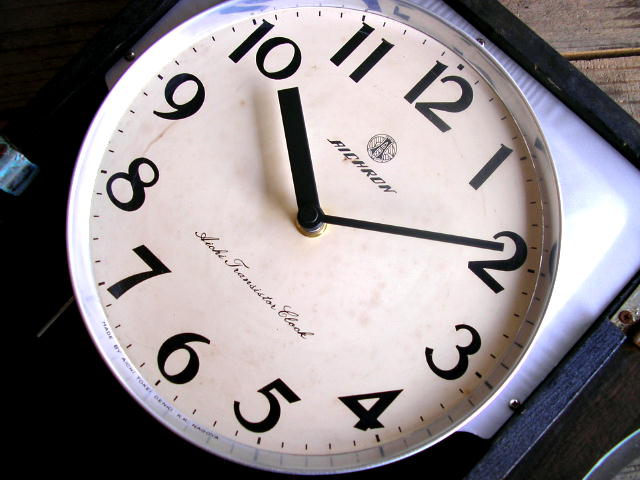 アイチ時計・トランジスター・クロック「アイチロン」振り子時計（クォーツ改造）が完成しました。
