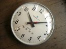 画像: 昭和３０年代頃の光星舎・トランジスター・丸型・掛時計（スィープ・クォーツ改造）が入荷しました。