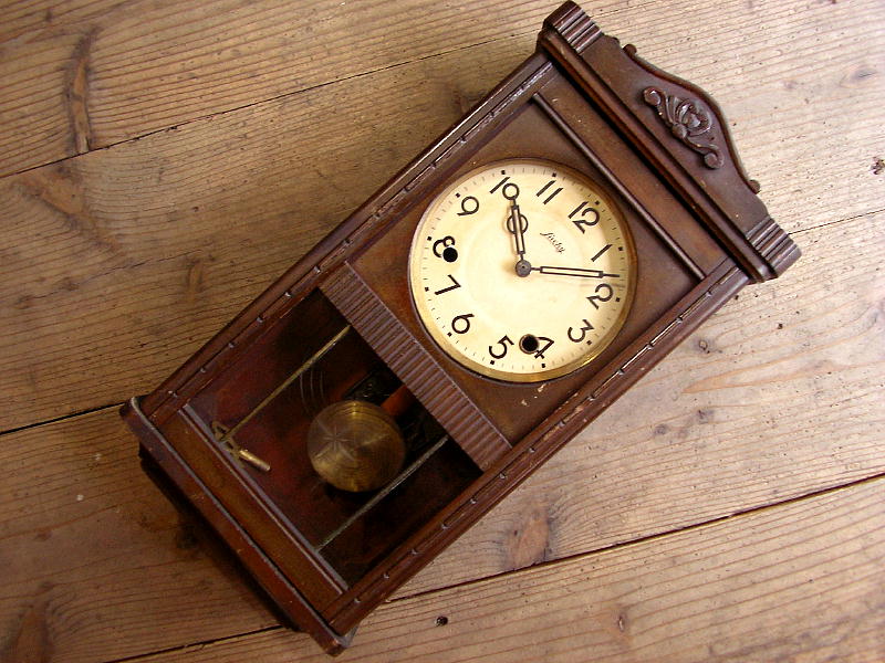 画像:  大正頃のLuckey・ラッキー・振り子時計（クォーツ改造）が入荷しました。