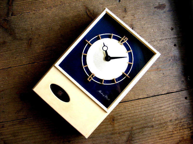 画像: 1970年代のアンティーク・クロックのナショナル・バッテリー・クロック・振り子時計・紺文字盤・アイボリー（電池式・クォーツ改造）が仕上がりました。