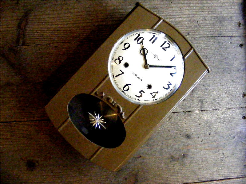 画像: 昭和初期頃・精工舎・振り子時計・#1734・黄土色（電池式・クォーツ改造）が仕上がりました。