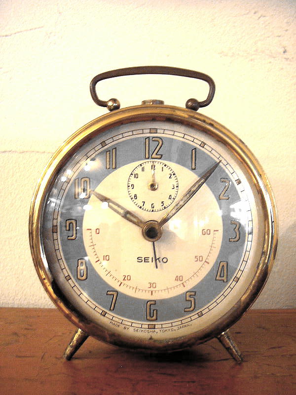 昭和初期頃のセイコー舎目覚まし時計（クォーツ改造）が入荷しました 