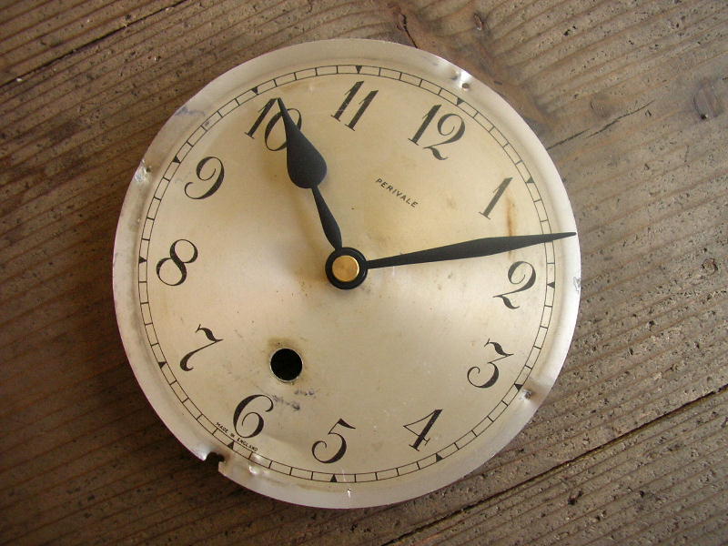 画像3: 1950年代頃のイギリスのPerivale・文字盤時計 (3)