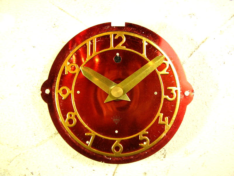1960年代頃・ロシア・ダイヤマーク・アンティーク・クロック・文字盤・掛時計（丸型・赤）