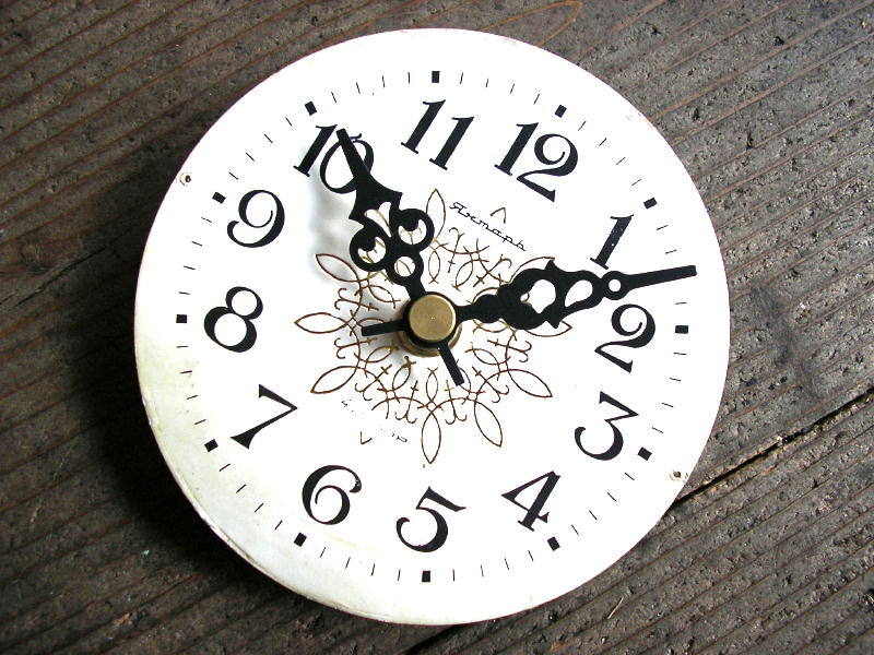 画像3: 1960年代頃・ロシア・Rumaph・アンティーク・クロック・文字盤・掛時計（丸型・白色） (3)