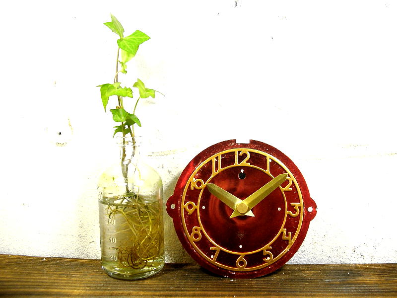 画像2: 1960年代頃・ロシア・ダイヤマーク・アンティーク・クロック・文字盤・掛時計（丸型・赤） (2)