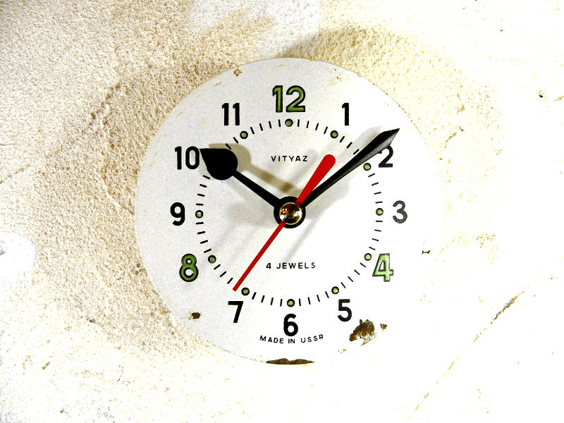 画像1: 1960年代頃・ロシア・VITYAZ・４JEWELS・アンティーク・クロック・文字盤・掛時計 (1)