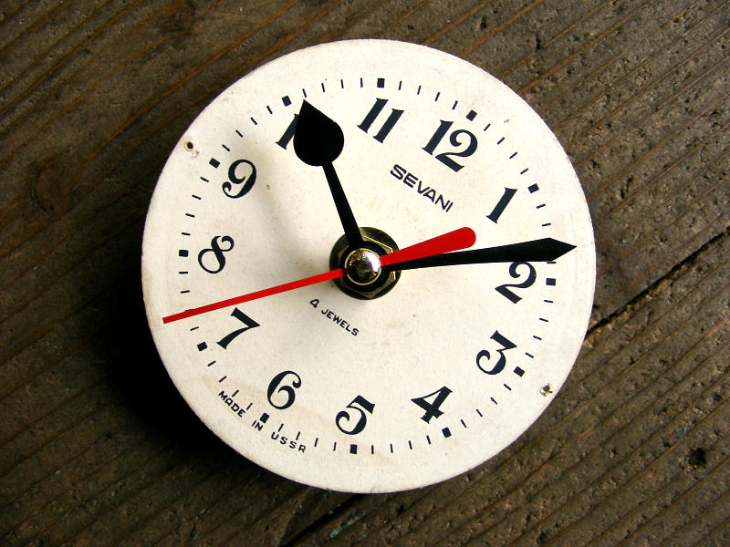 画像3: 1960年代頃・ロシア・SEVANI・アンティーククロック・文字盤・掛時計・電池式・スイープ・クォーツ (3)