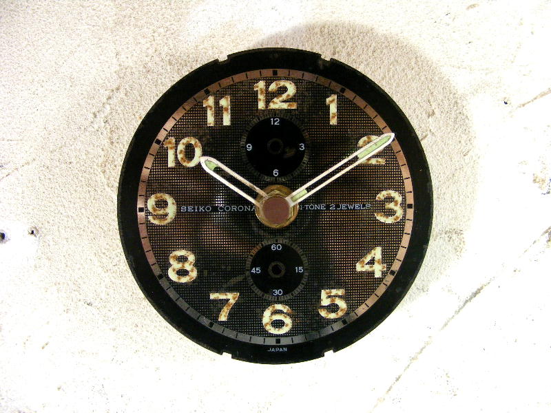 画像1: 昭和４０年代頃のセイコー・コロナ・文字盤時計（黒色） (1)