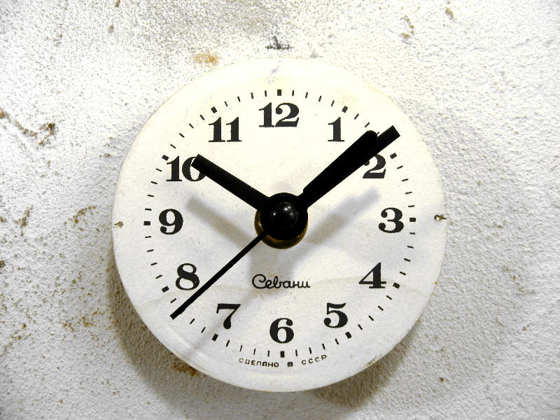 画像1: 1960年代頃・ロシア・Cebaru・アンティーク・クロック・文字盤・掛時計・スイープ・クォーツ (1)